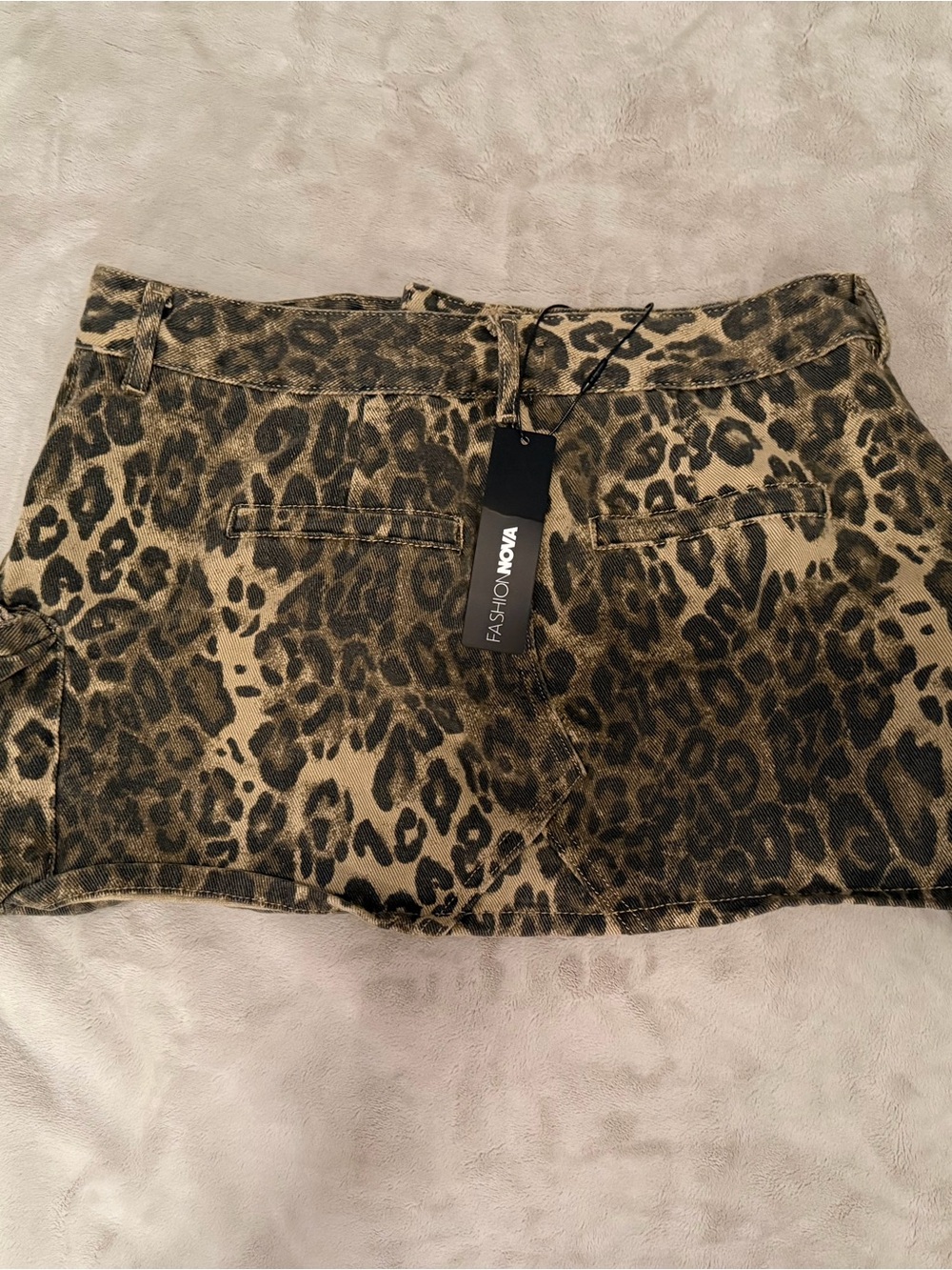Fashion Nova Leopard Print Cargo Mini Skirt in Brown and Black - Picture 4 of 4